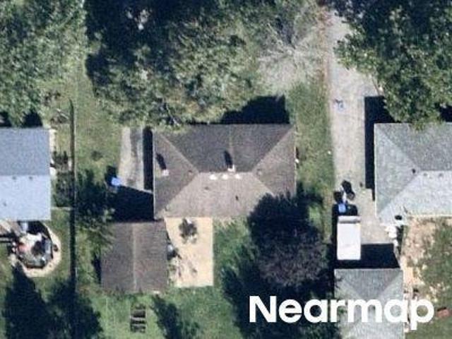House for sale in Mchenry, Illinois