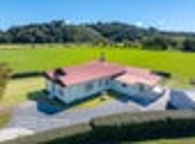 House for sale in Pauatahanui, Wellington
