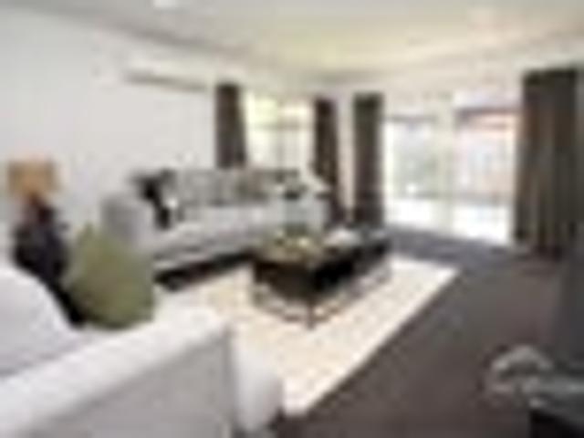 House for sale in Chaslands, Canterbury