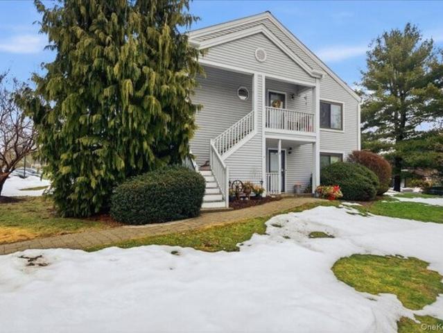 Condo for sale in Cortlandt Manor, New York
