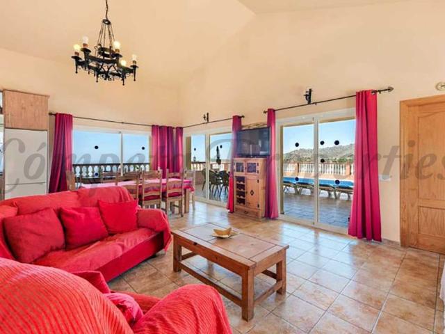 Casa en alquiler en La Axarquía, Andalucía