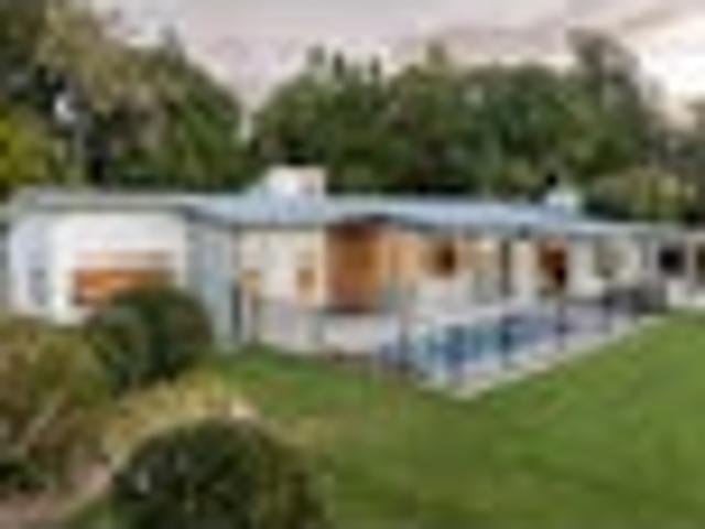 House for sale in Hamilton
