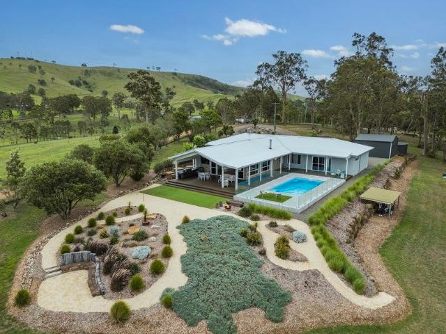 Cottage for sale in Clarence Town, New South Wales