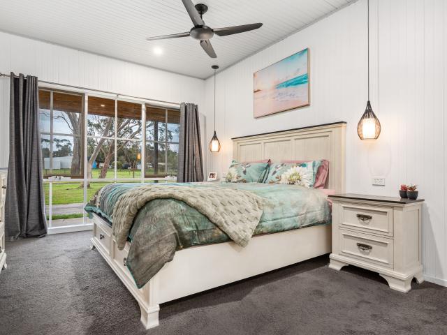Cottage for sale in Camerons Creek, Victoria