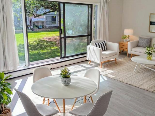 Apartment for rent in Surrey, British Columbia