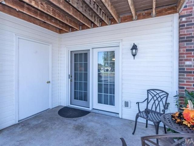 Condo for sale in Valley Park, Missouri