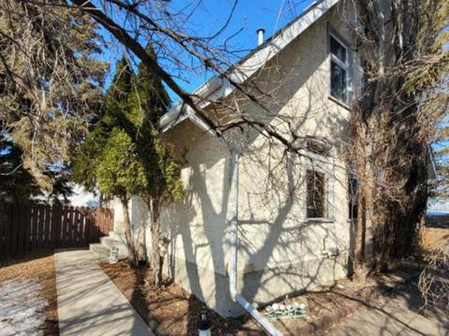House for sale in Edmonton