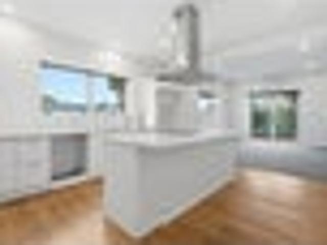 House for sale in Dorie, Canterbury