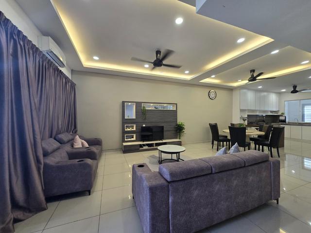Terraced House for rent in Malaka