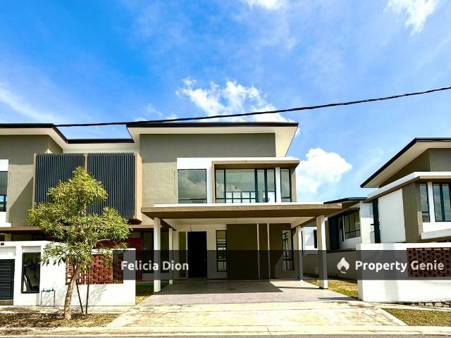 Residential House for sale in Malaka
