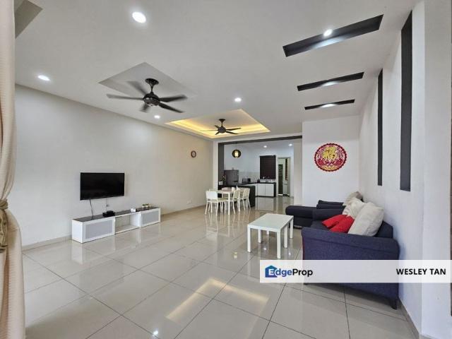 House for sale in Malaka