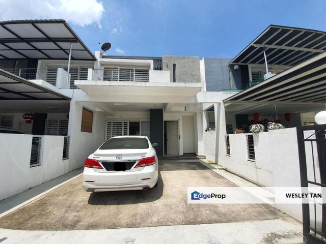 House for sale in Malaka