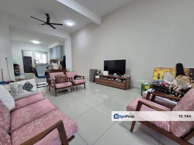 House for sale in Malaka