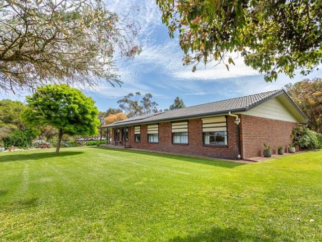 Cottage for sale in Naracoorte, South Australia