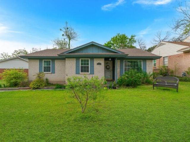 House for sale in Irving, Texas