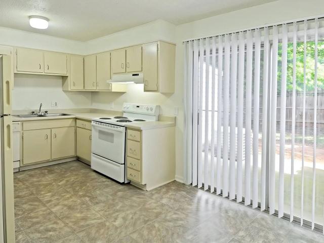 Apartment for rent in Pfafftown, North Carolina