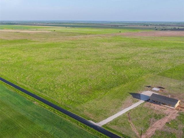 Land for sale in Taylor, Texas