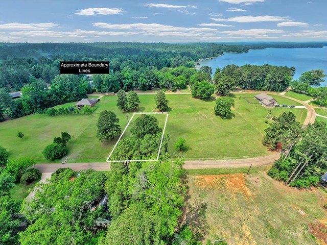 Land for sale in Nacogdoches, Texas