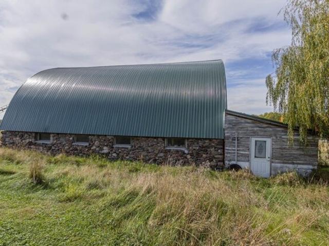 House for sale in Holcombe, Wisconsin