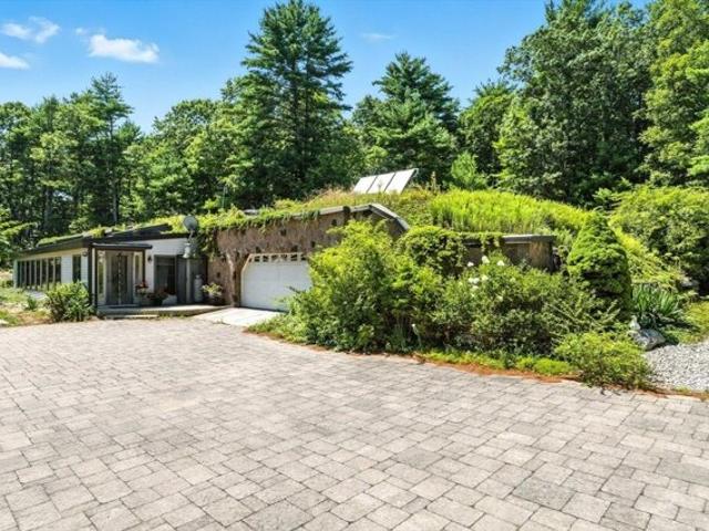 House for sale in Plympton, Massachusetts
