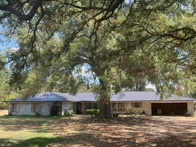 House for sale in Titus, Texas