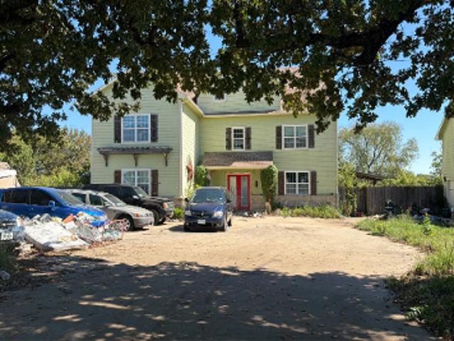 House for sale in Gainesville, Cooke County