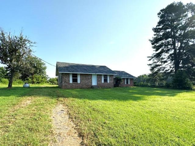 House for sale in Linden, Texas