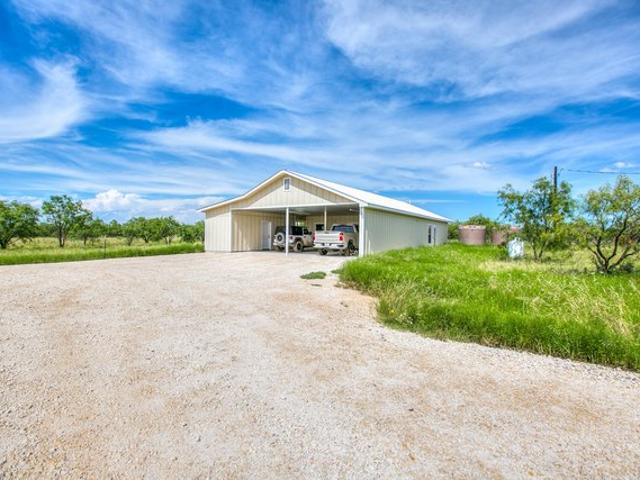 House for sale in Ballinger, Texas