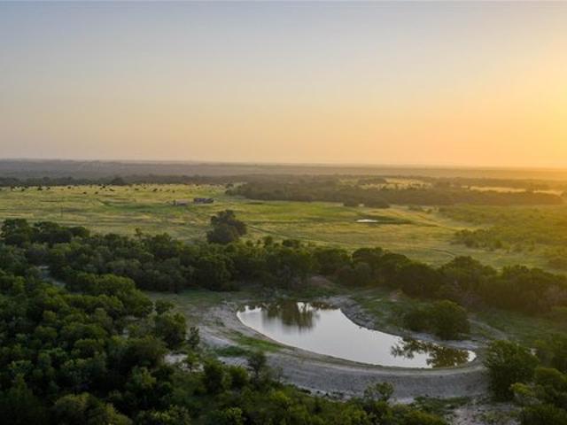 Farm for sale in Purmela, Texas