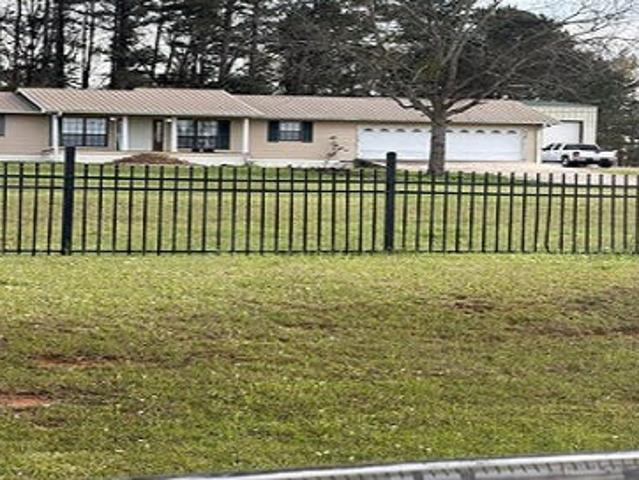 House for sale in Louin, Mississippi