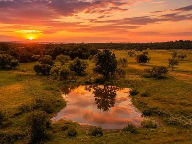Farm for sale in Lampasas, Lampasas County
