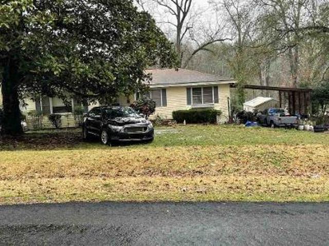 House for sale in Selma