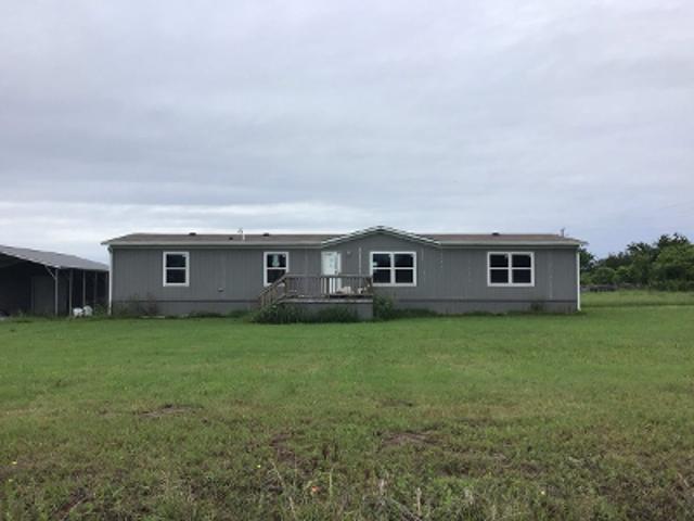 House for sale in Henderson, Texas