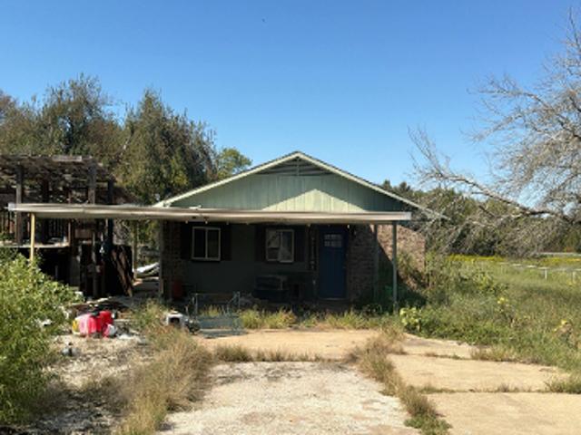 House for sale in Bonham, Fannin County