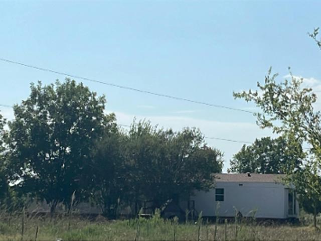 House for sale in Wills Point, Texas