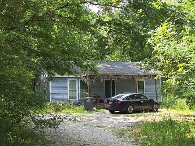 House for sale in Midway, Lawrence County