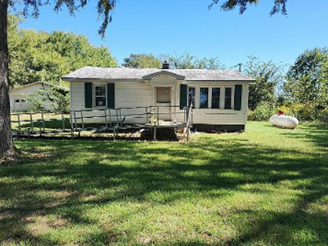 House for sale in Piggott, Clay County