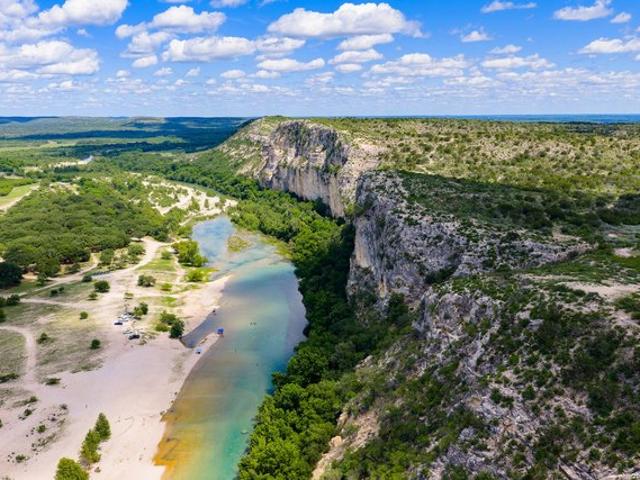 Farm for sale in Uvalde, Texas