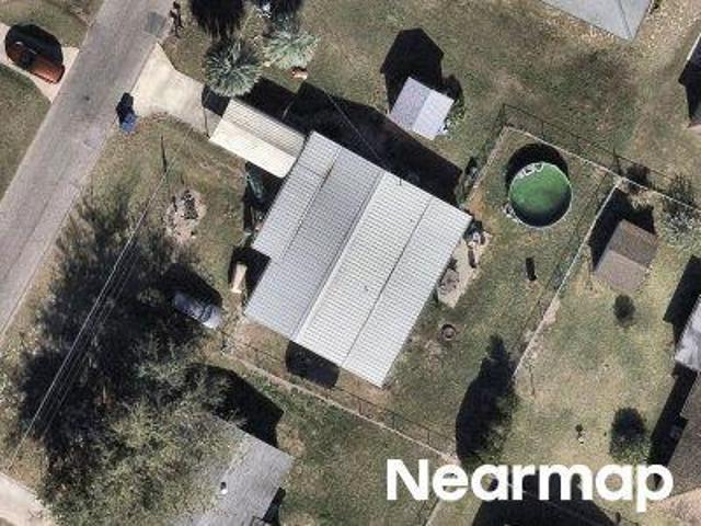House for sale in Lake Panasoffkee, Florida