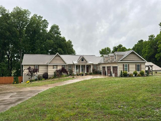 House for sale in Rogersville, Alabama