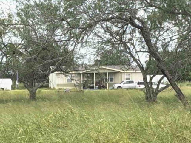 House for sale in Skidmore, Bee County