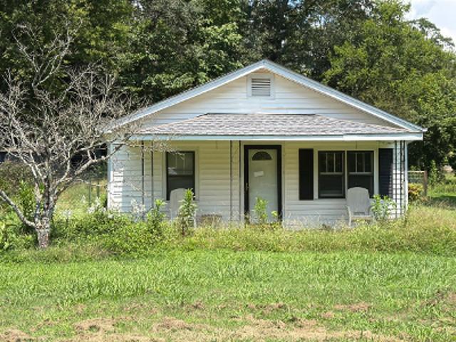 Land for sale in Bridgeport, Alabama