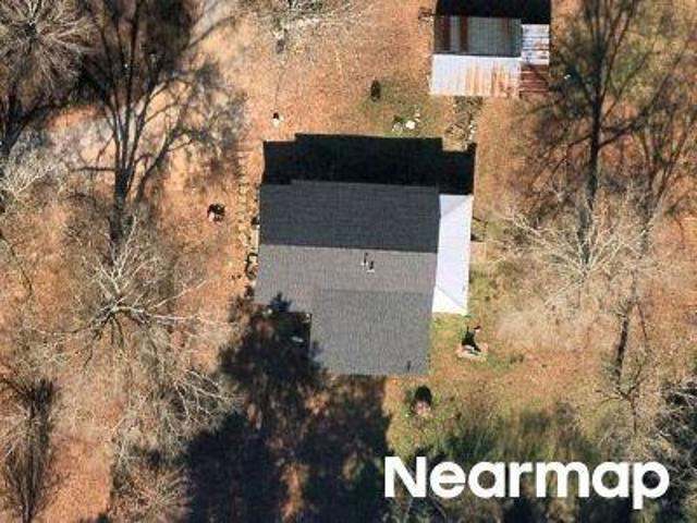 House for sale in Deatsville, Alabama