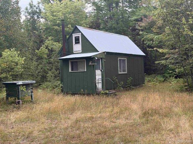 House for sale in Ishpeming, Michigan