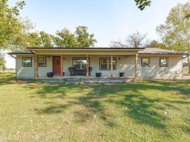 House for sale in Comanche, Texas