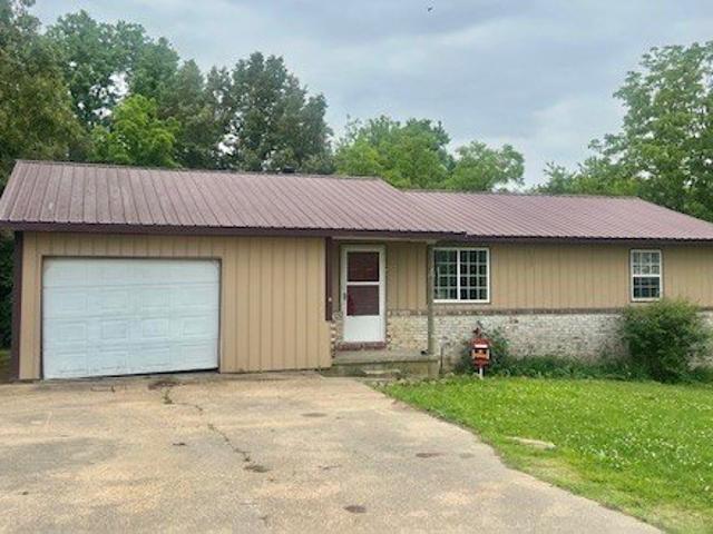 House for sale in Dexter