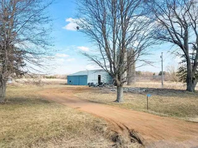 House for rent in Marshfield