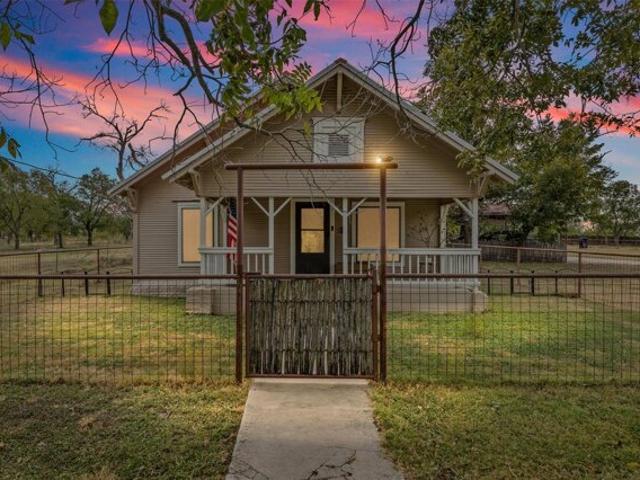 House for sale in Gatesville, Texas
