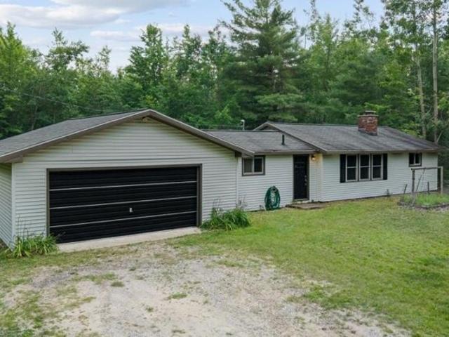 House for sale in Hillman House for sale in Hillman