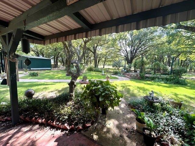 House for sale in Malakoff, Texas